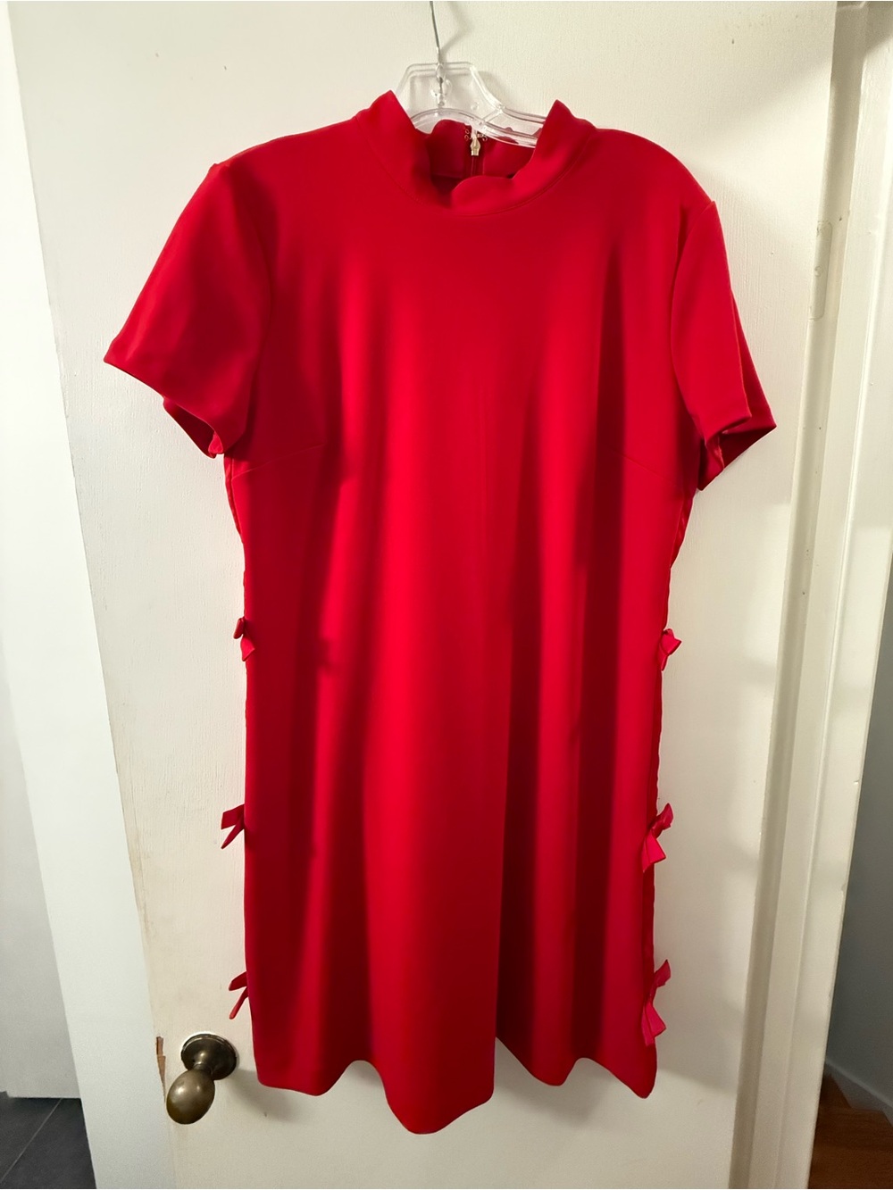 Karl Lagerfeld Red Short-Sleeve Mini Dress with Side Bows. Size 12